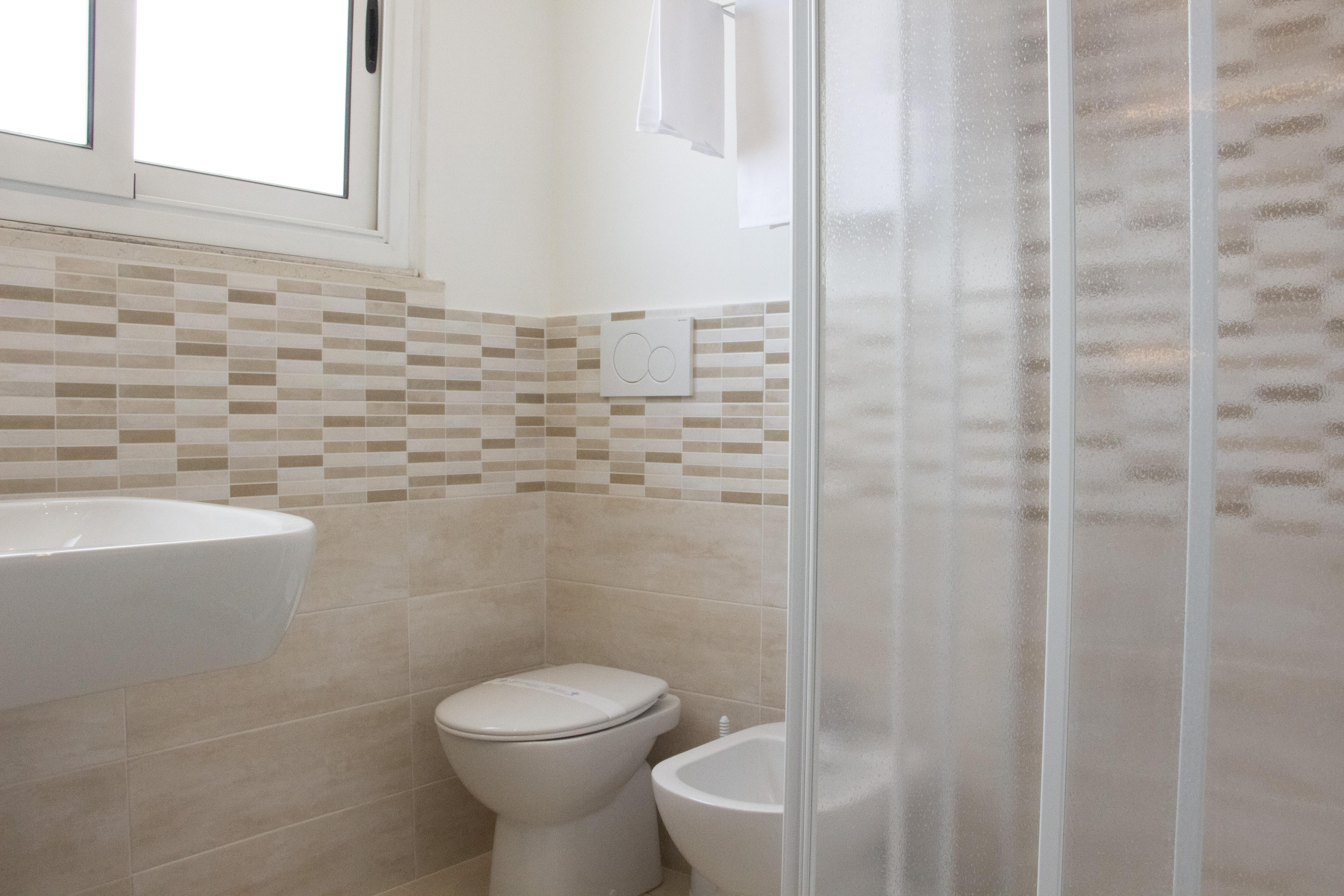 Hotel Mediterraneo Чивитавекия Екстериор снимка